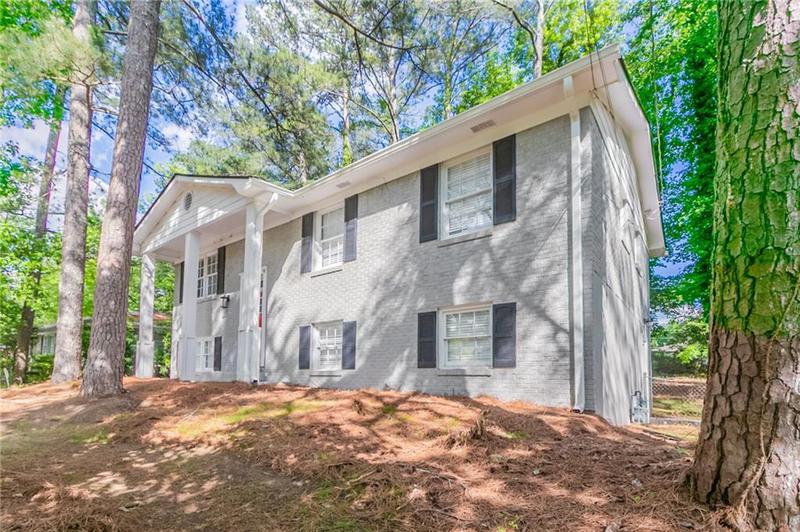 Image for property 2922 Carriage Lane, Atlanta, GA 30349