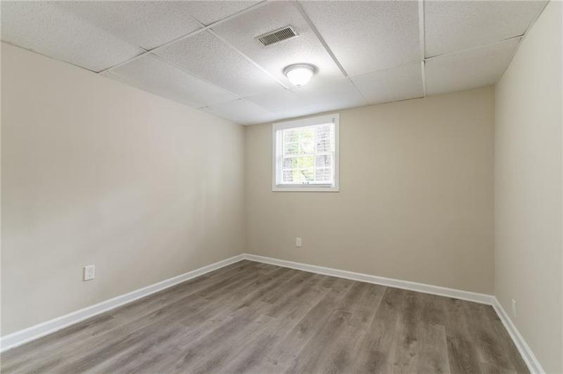 Image for property 2922 Carriage Lane, Atlanta, GA 30349