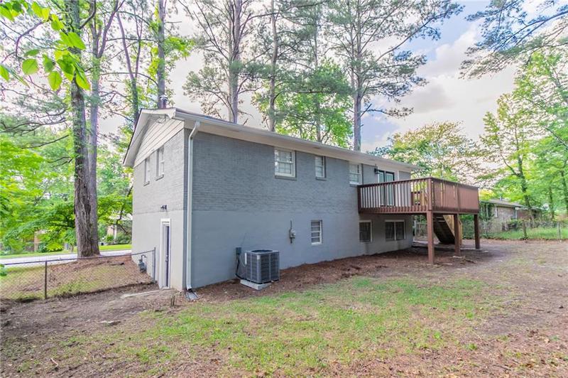 Image for property 2922 Carriage Lane, Atlanta, GA 30349