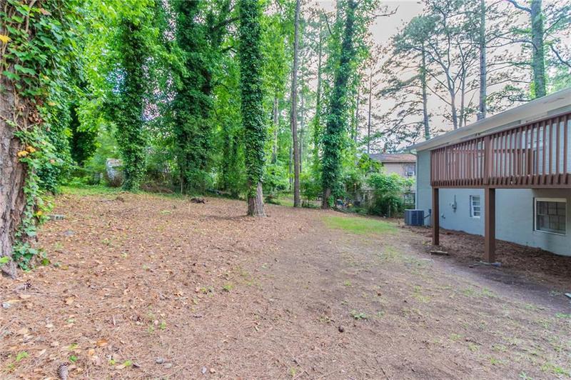 Image for property 2922 Carriage Lane, Atlanta, GA 30349