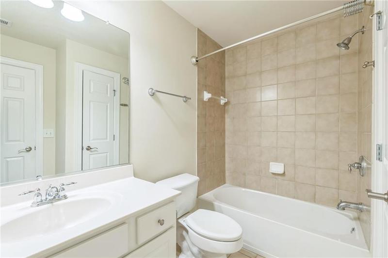 Image for property 242 16th Street 14, Atlanta, GA 30363