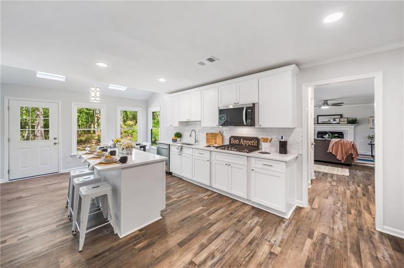 Image for property 745 Princeton Mill Run, Marietta, GA 30068