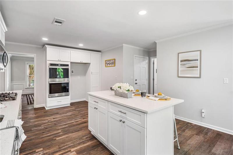 Image for property 745 Princeton Mill Run, Marietta, GA 30068