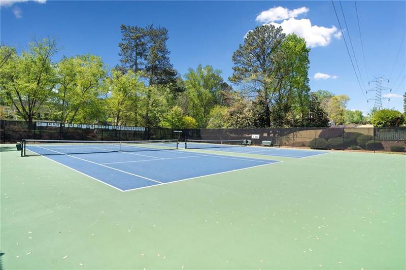 Image for property 745 Princeton Mill Run, Marietta, GA 30068