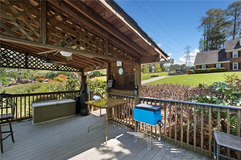 Image for property 745 Princeton Mill Run, Marietta, GA 30068