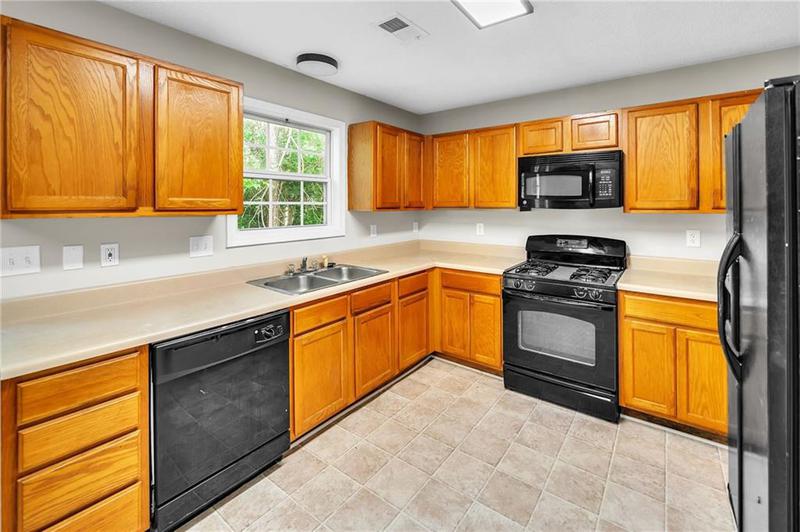Image for property 271 Bainbridge Circle, Dallas, GA 30132