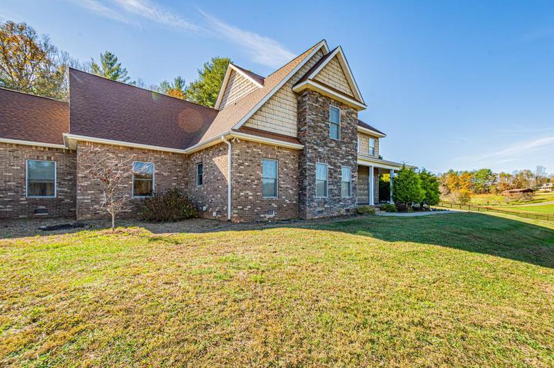 Image for property 718 Hidden Lake Road, Blairsville, GA 30512