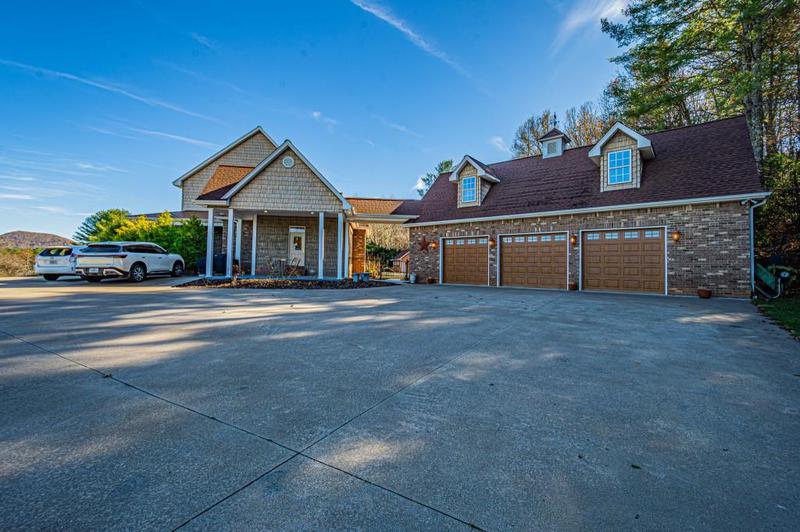 Image for property 718 Hidden Lake Road, Blairsville, GA 30512