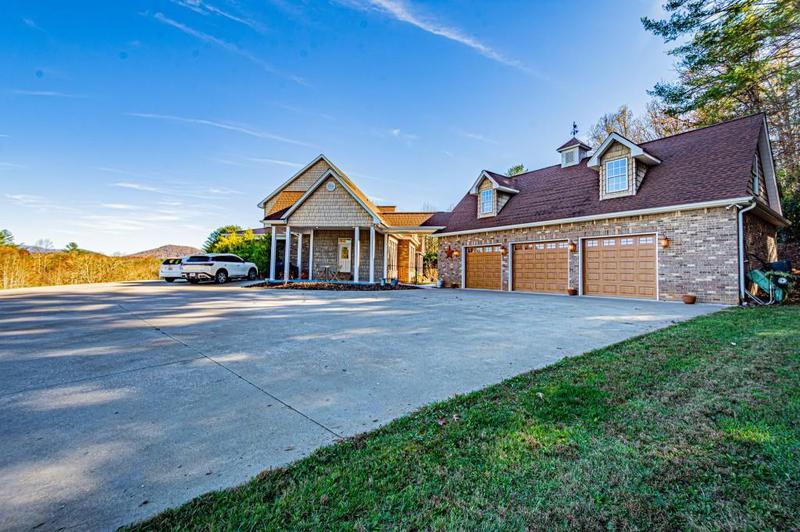 Image for property 718 Hidden Lake Road, Blairsville, GA 30512
