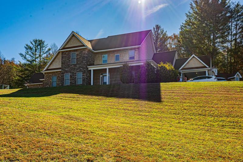 Image for property 718 Hidden Lake Road, Blairsville, GA 30512