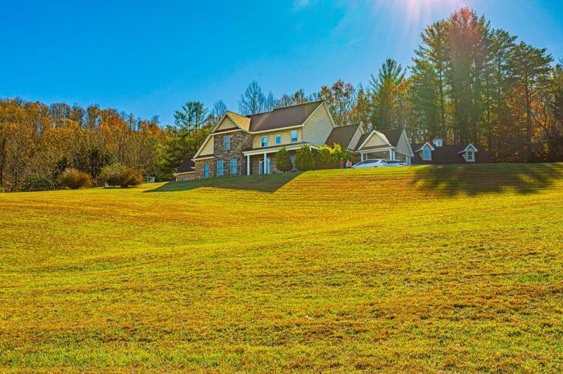 Image for property 718 Hidden Lake Road, Blairsville, GA 30512