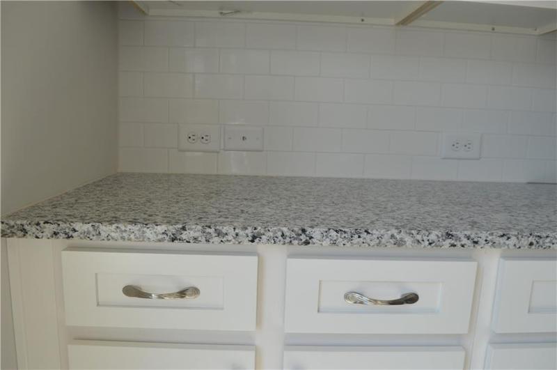 Image for property 392 Brookstone Trail, Dawsonville, GA 30534