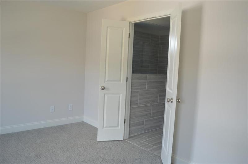 Image for property 392 Brookstone Trail, Dawsonville, GA 30534