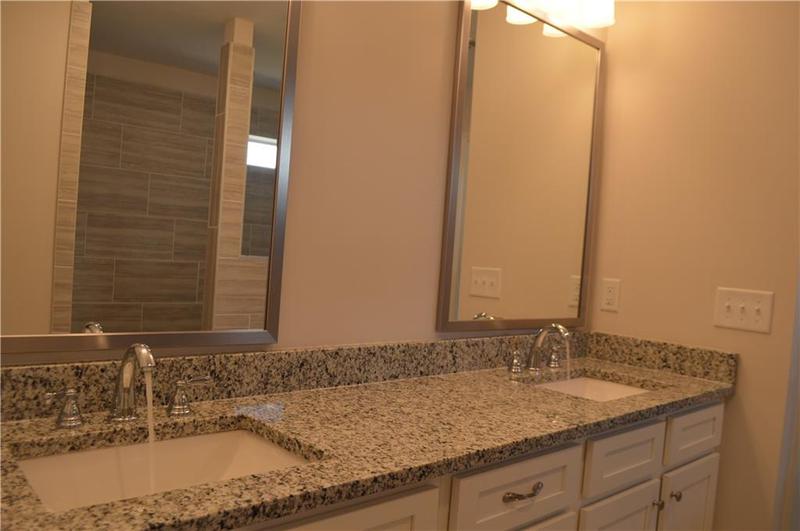 Image for property 392 Brookstone Trail, Dawsonville, GA 30534