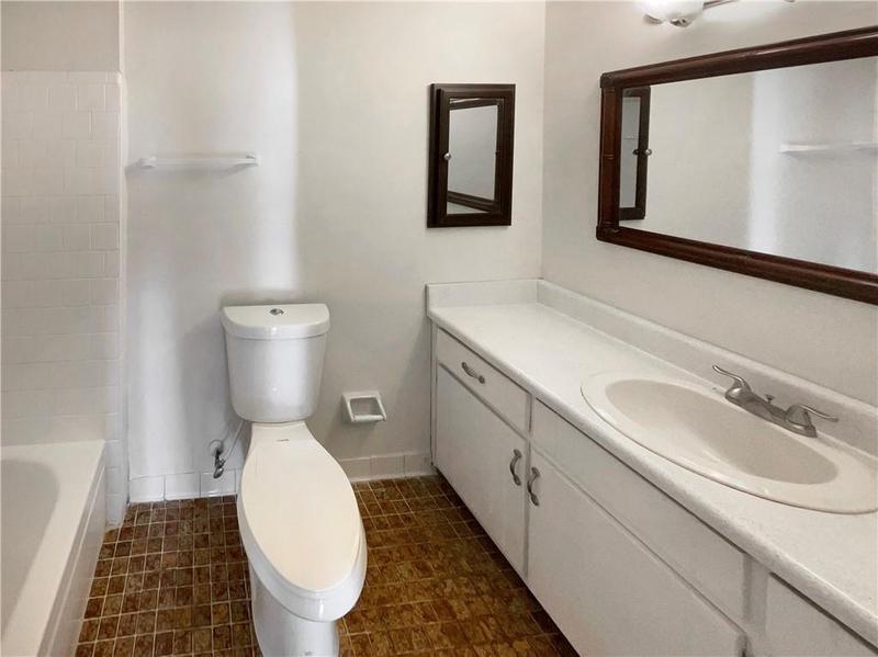 Image for property 140 Splitwood Lane, Fairburn, GA 30213