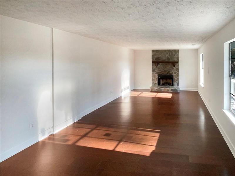 Image for property 140 Splitwood Lane, Fairburn, GA 30213