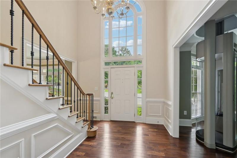 Image for property 10660 Dunoon Drive, Alpharetta, GA 30022