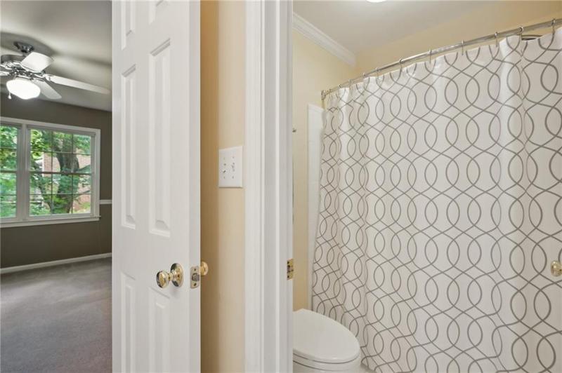 Image for property 10660 Dunoon Drive, Alpharetta, GA 30022