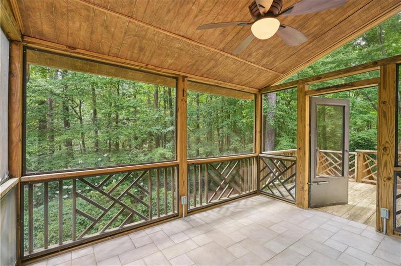 Image for property 10660 Dunoon Drive, Alpharetta, GA 30022