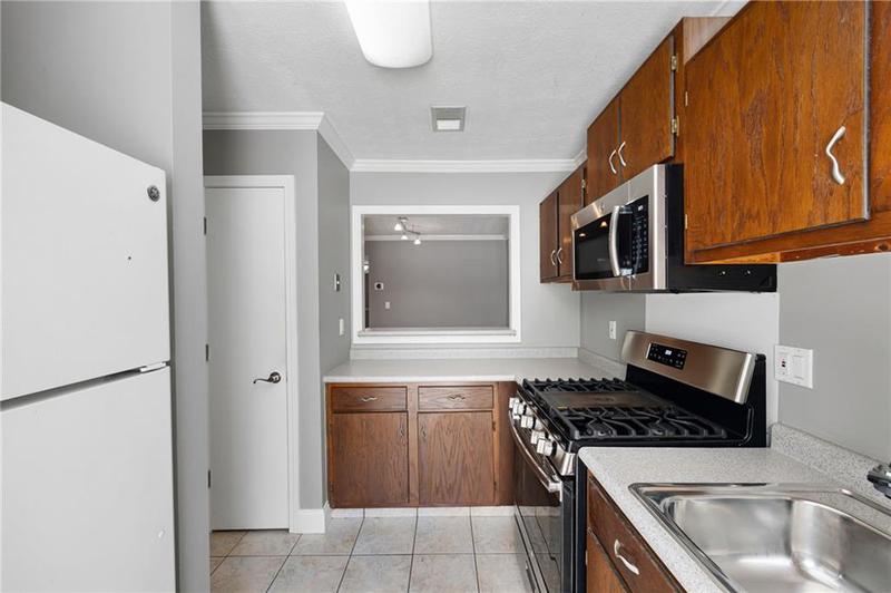 Image for property 1603 Cumberland Court, Smyrna, GA 30080