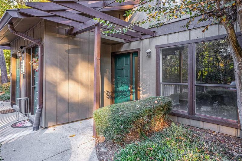Image for property 3948 Cedar Circle, Tucker, GA 30084