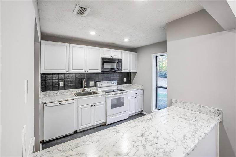 Image for property 3948 Cedar Circle, Tucker, GA 30084
