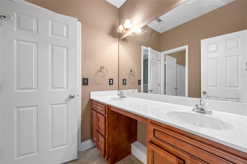 Image for property 548 Myrtle Trace Lane, Suwanee, GA 30024