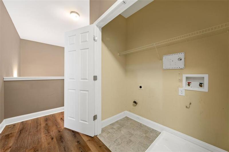 Image for property 548 Myrtle Trace Lane, Suwanee, GA 30024