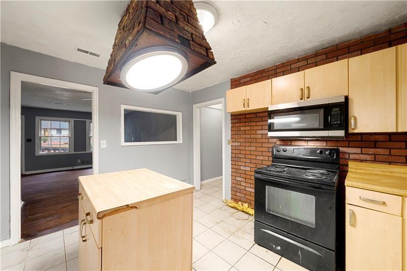Image for property 1089 Indale Place, Atlanta, GA 30310