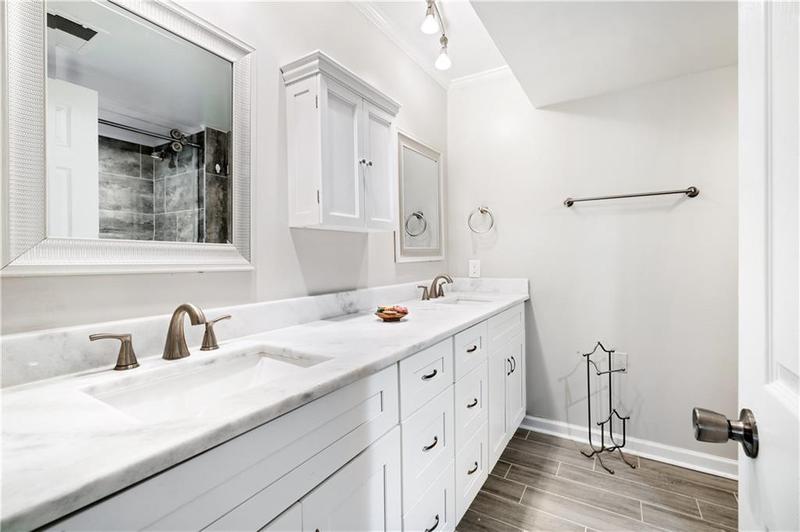 Image for property 6851 Roswell Road F32, Sandy Springs, GA 30328