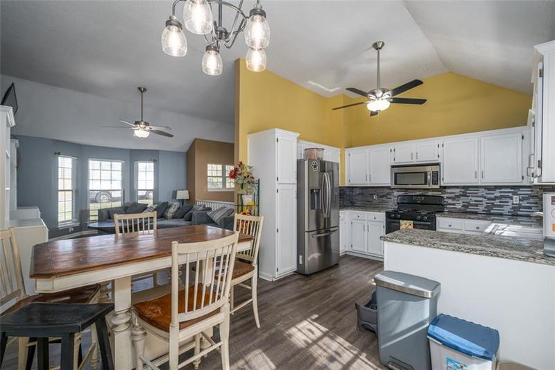 Image for property 304 RIDGE HILL Circle, Canton, GA 30115