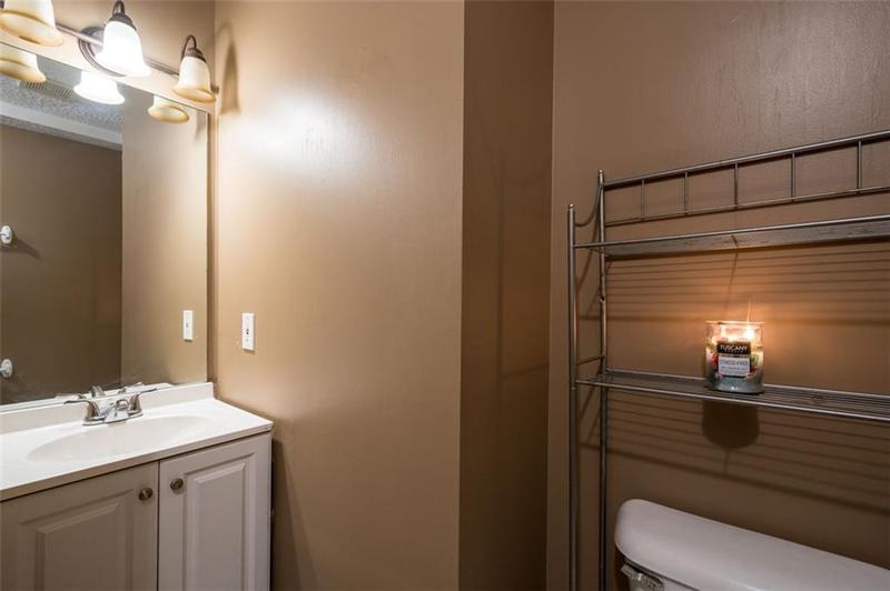 Image for property 304 RIDGE HILL Circle, Canton, GA 30115