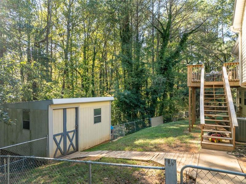 Image for property 304 RIDGE HILL Circle, Canton, GA 30115