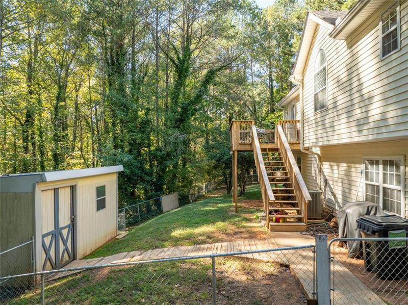 Image for property 304 RIDGE HILL Circle, Canton, GA 30115