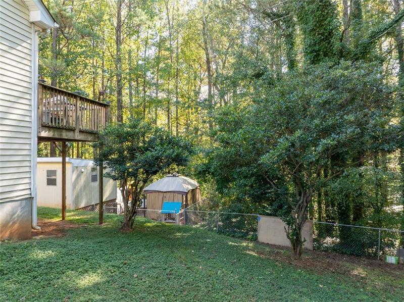 Image for property 304 RIDGE HILL Circle, Canton, GA 30115