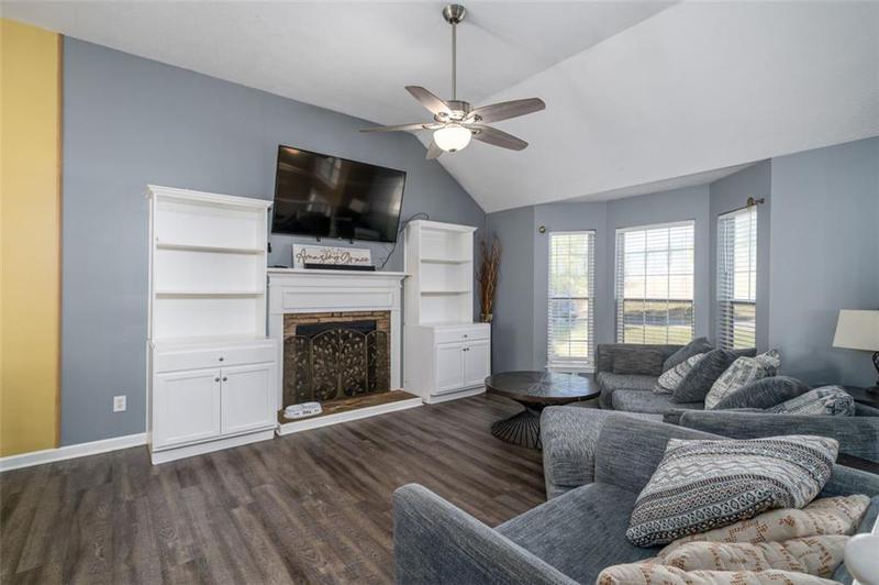 Image for property 304 RIDGE HILL Circle, Canton, GA 30115