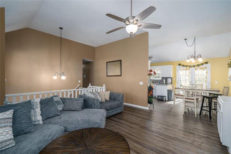 Image for property 304 RIDGE HILL Circle, Canton, GA 30115