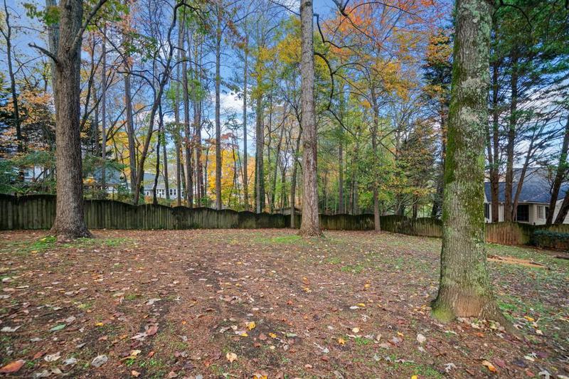 Image for property 530 Brooksdale Drive, Woodstock, GA 30189