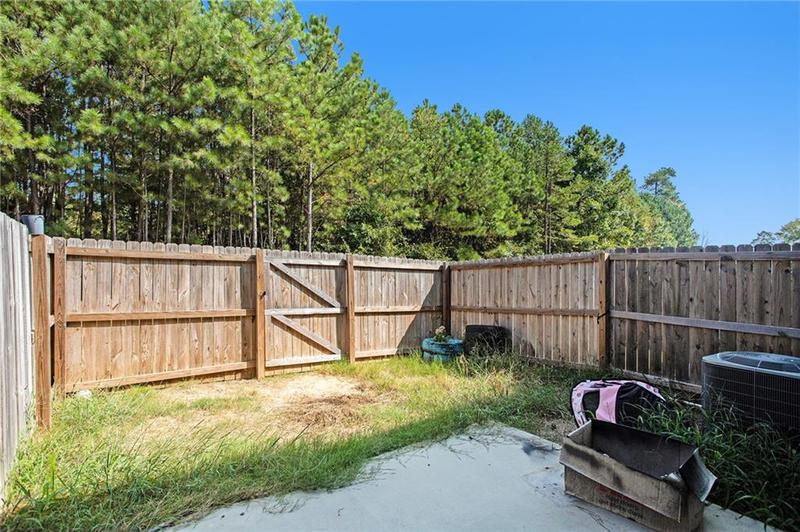 Image for property 3511 Lakeview Creek, Lithonia, GA 30038