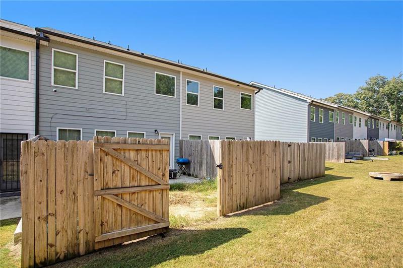 Image for property 3511 Lakeview Creek, Lithonia, GA 30038