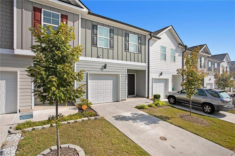 Image for property 3511 Lakeview Creek, Lithonia, GA 30038