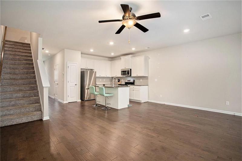 Image for property 3511 Lakeview Creek, Lithonia, GA 30038