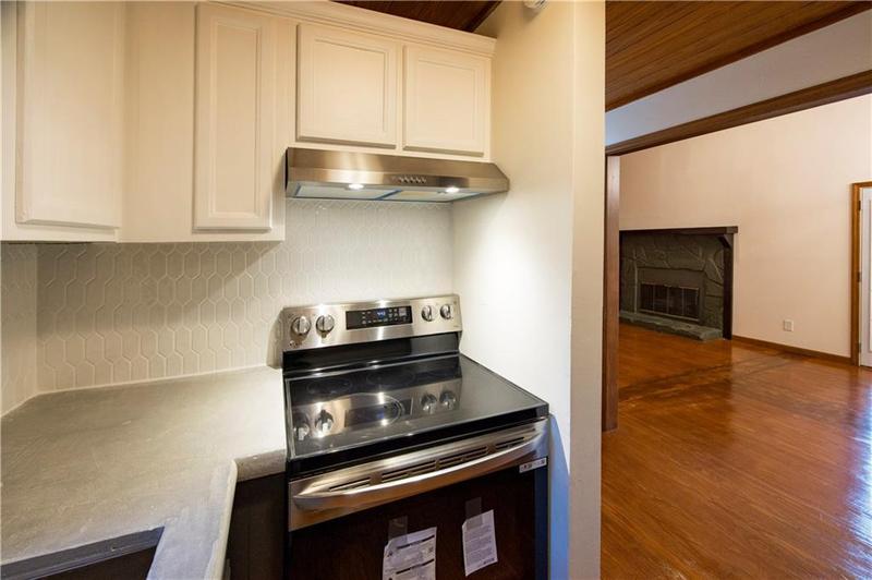 Image for property 596 Riverview Drive, Ellijay, GA 30540