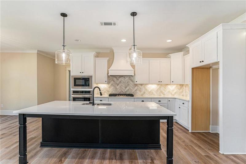 Image for property 101 Bonnie Lynn Lane, Carrollton, GA 30117