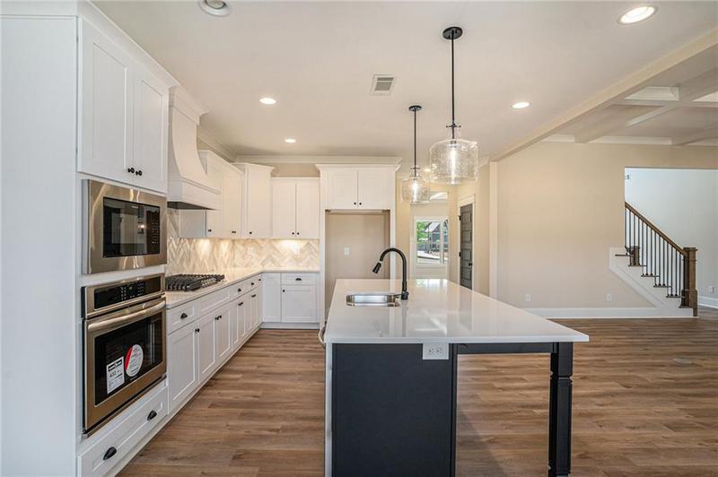 Image for property 101 Bonnie Lynn Lane, Carrollton, GA 30117