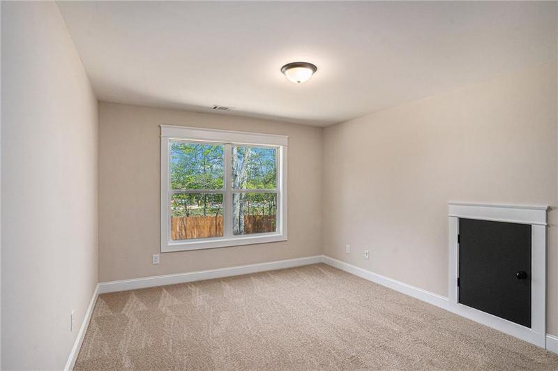 Image for property 101 Bonnie Lynn Lane, Carrollton, GA 30117