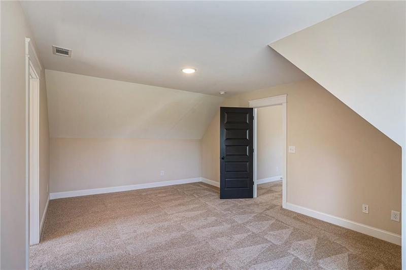 Image for property 101 Bonnie Lynn Lane, Carrollton, GA 30117