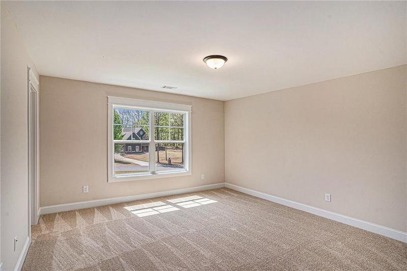 Image for property 101 Bonnie Lynn Lane, Carrollton, GA 30117