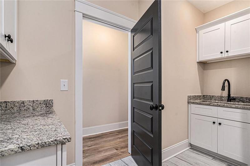 Image for property 101 Bonnie Lynn Lane, Carrollton, GA 30117