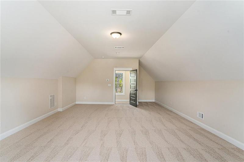 Image for property 101 Bonnie Lynn Lane, Carrollton, GA 30117